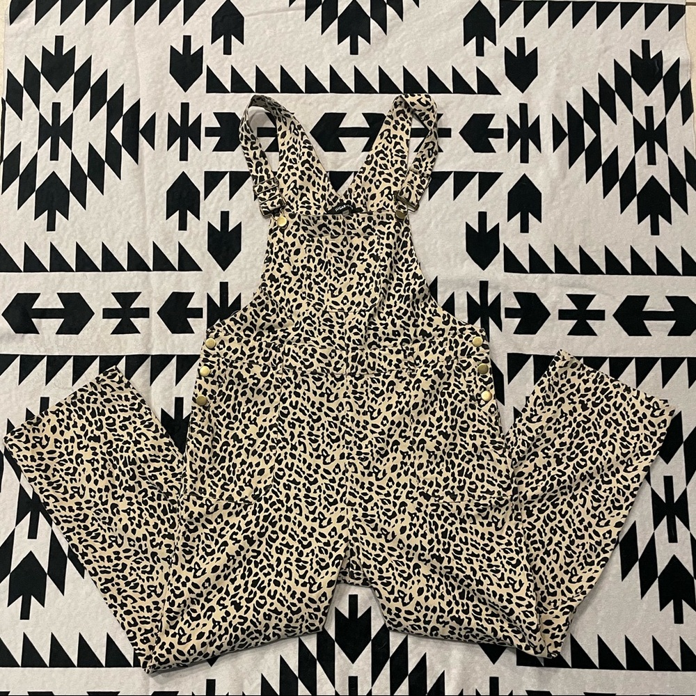 NWOT Leopard Print Overalls